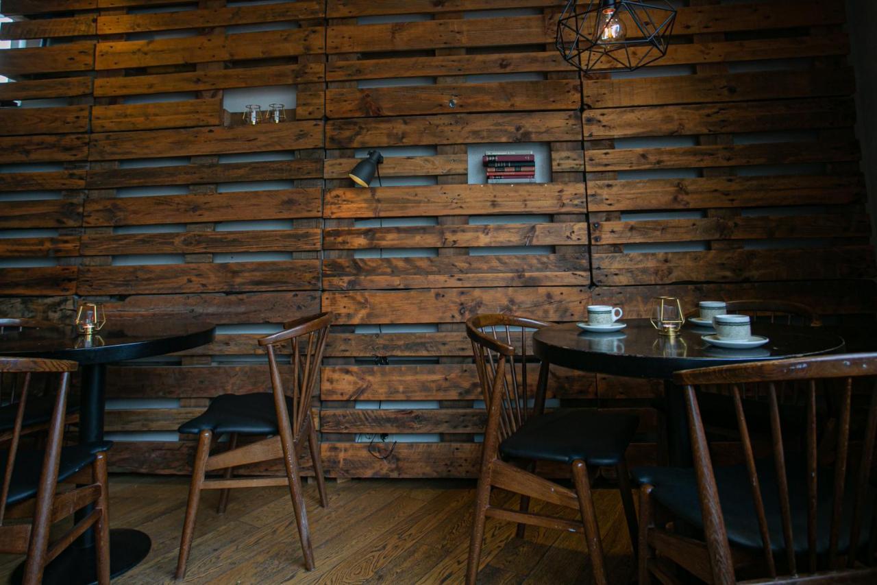 Hotel Northurland Akureyri Extérieur photo