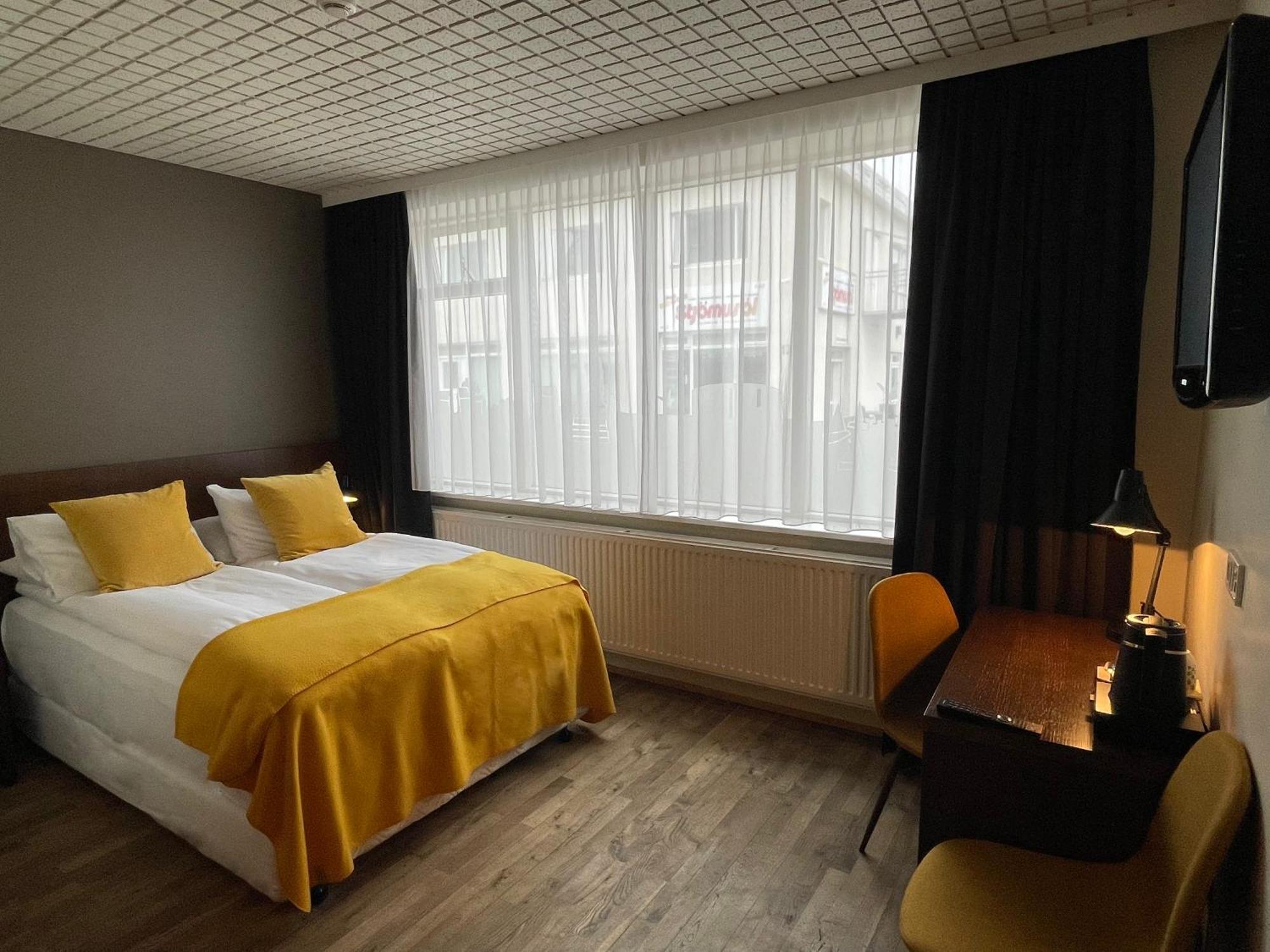 Hotel Northurland Akureyri Extérieur photo